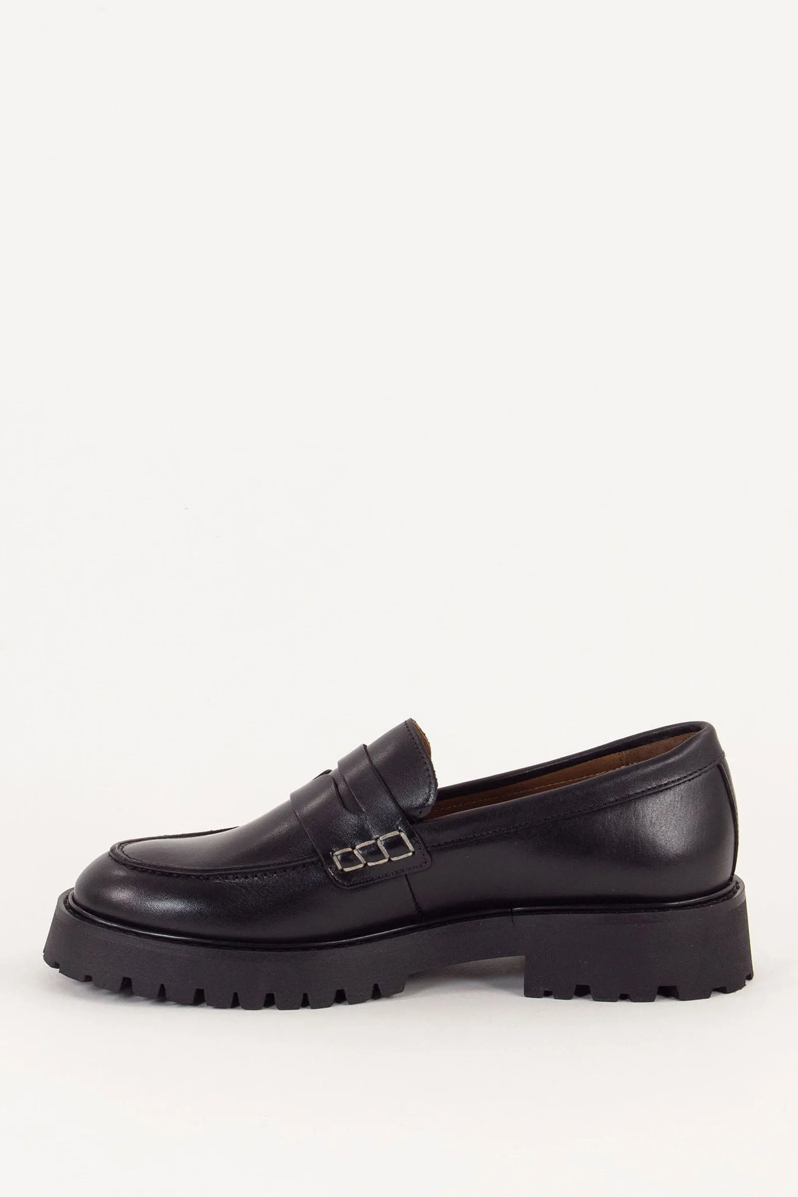 Barcelo Leather Loafers