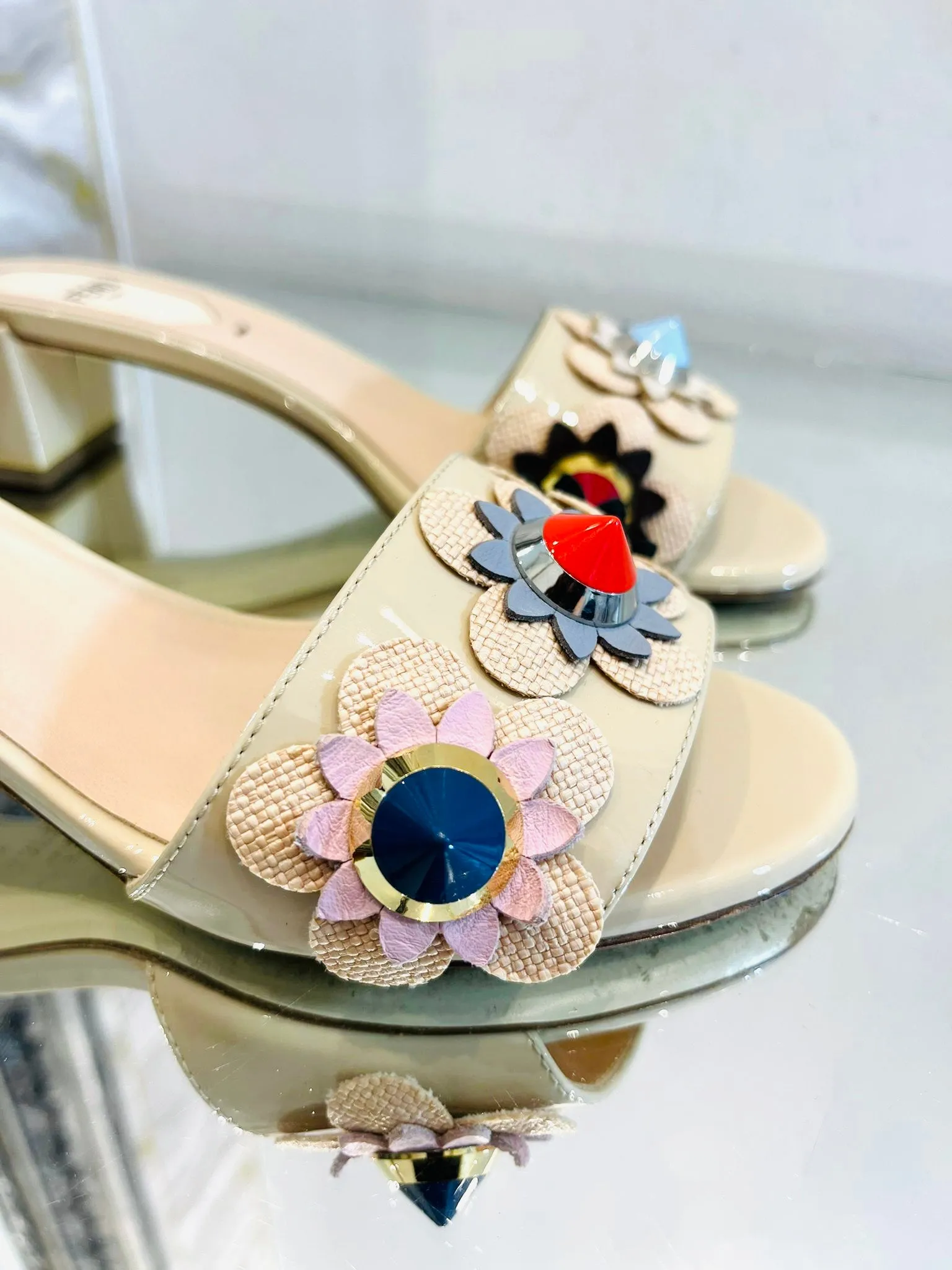 Fendi 3D Flowerland Patent Leather Mules. Size 35