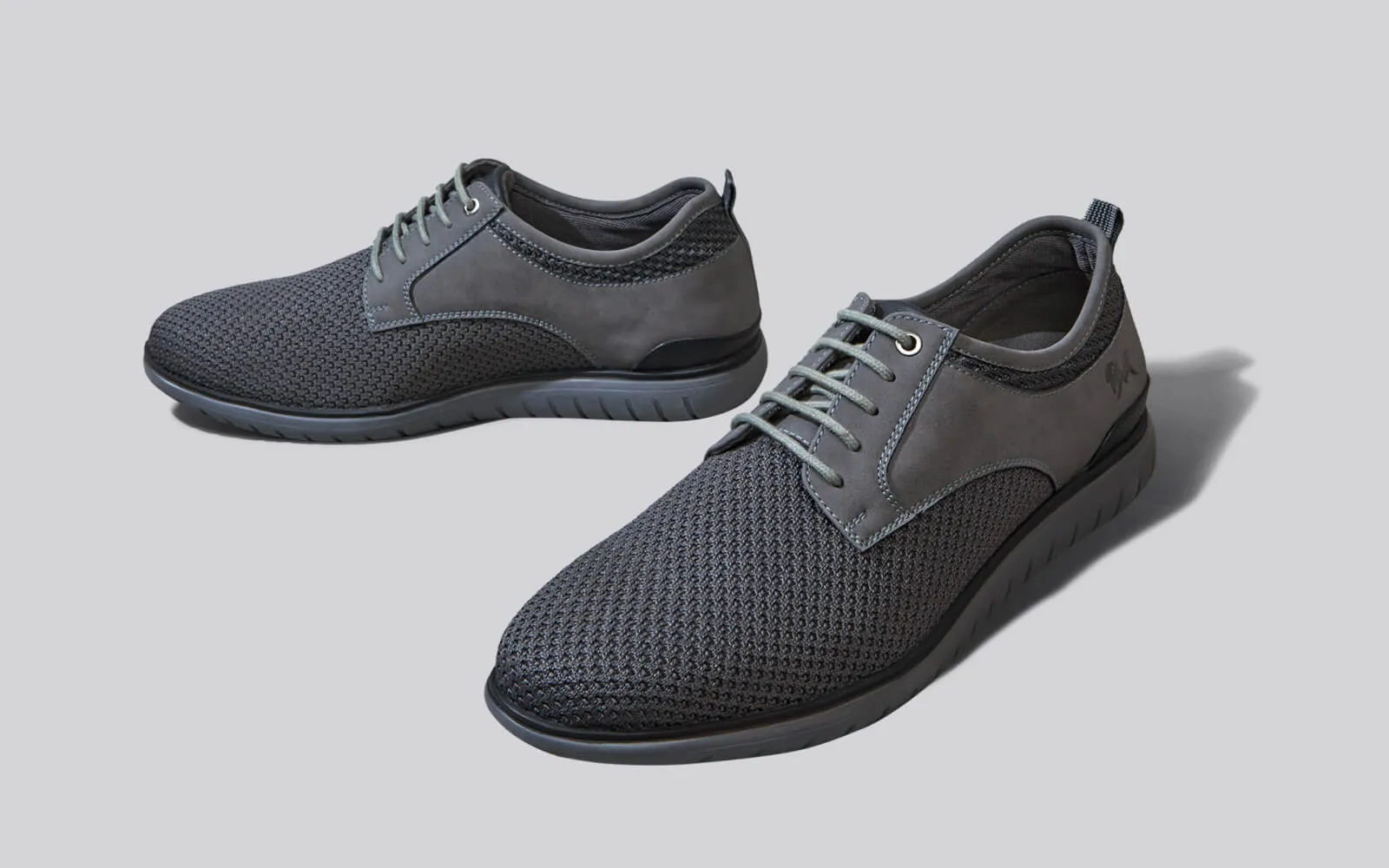 Optimized English Title with Modifiers: High-Quality Derby Shoes for Elegant Dressing